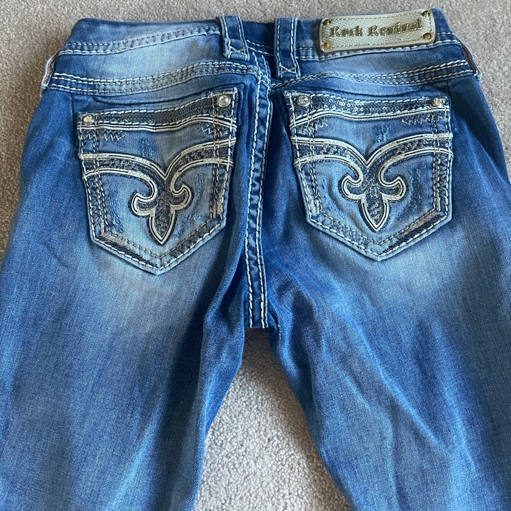 Rock Revival Capri